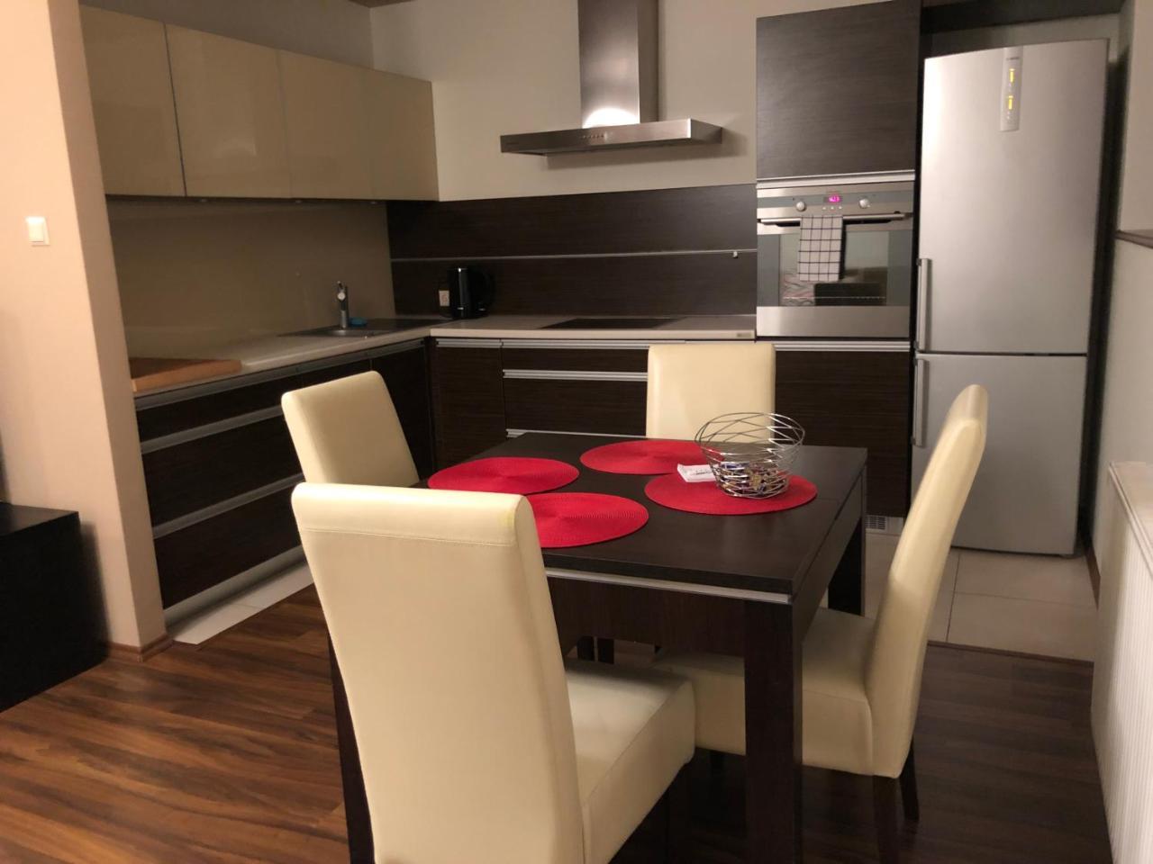 Apartamenty Tychy Bielska 145 Eksteriør billede